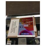 1 LOT IPAD 10.5" 64GB PINK (DISPLAY)