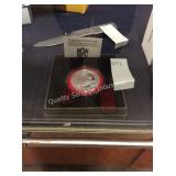 1 LOT CLEVELAND BROWNS NFL ORNAMENT (DISPLAY)