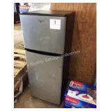 1 LOT WP COMPACT REFRIGERATOR