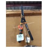 1 LOT FISKARS PRUNERS