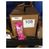 1 CTN DAISY DISPOSABLE RAZORS