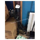 1 LOT 6 TIKI TORCHES