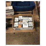 1 CTN BOSTITCH STAPLES