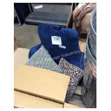 1 LOT ASST PILLOWS