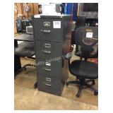 1 LOT 4 DRAWER FILE CABINET