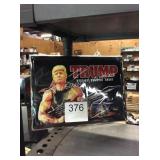 1 LOT TRUMP METAL ART