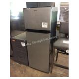 1 LOT GALANZ COMPACT REFRIGERATOR