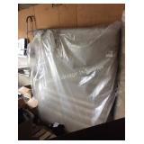 1 LOT KING MATTRESS