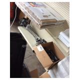 1 LOT 6 TIKI TORCHES