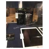 1 LOT 2 SKULL CANDY EARPHONES (DISPLAY)