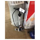 1 LOT SCHWINN BIKE PUMP