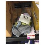 1 LOT 9PR LADIES SOCKS SZ 5 - 9