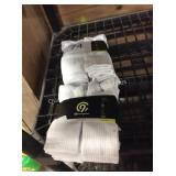 1 LOT 12PR MENS CHAMPION SOCKS SZ 6 - 12