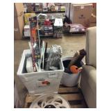 1 LOT STORE MERCHANDISE