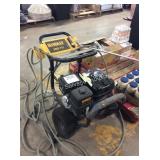 1 LOT DEWALT 3800PSI PRESSURE WASHER
