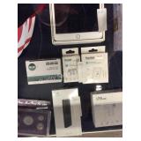 1 LOT DIGITAL CAMERA & ACCESSORIES (DISPLAY)