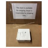 1 LOT APPLE AIR PODS (DISPLAY)