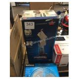 1 LOT BISSELL CLEANVIEW VAC
