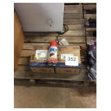 2 CTN RUSTOLEUM SPRAY PAINT