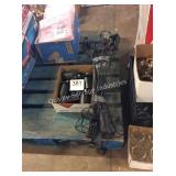 1 LOT 6 TIKI TORCHES