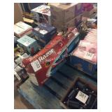 1 CTN RAZOR ELECTRIC SCOOTER