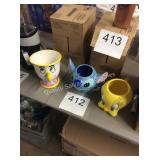 1 LOT 3 CHARACTER MUGS