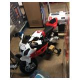 1 LOT BMW RIDE ON (CHARGER IN OFFICE)