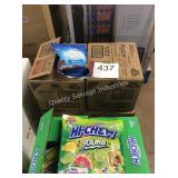 4 CTN OREO THIN BITES EXP 08/19