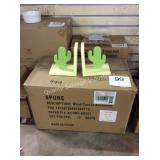 1 CTN WOOD CACTUS BOOK ENDS