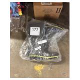 1 LOT SZ 9 RUBBER WORK BOOTS
