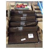 1 LOT ENTRANCE MATS