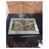 1 LOT DECORATIVE GLASS CUTTING BOARD