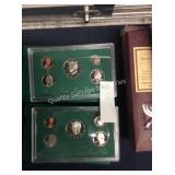1 LOT 1997 & 1998 US MINT PROOF SETS (DISPLAY)