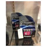 1 LOT ENERGIZER DBL A LITHIUM BATTERIES (DISPLAY)