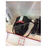 1 LOT BOSCH 30 MIN BATTERY CHARGER (DISPLAY)