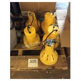 1 LOT 5 DOCK LIGHTS