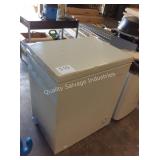 1 LOT FRIGIDAIRE 5.0CU FT CHEST FREEZER