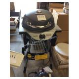 1 LOT CHAR BROIL PATIO BISTRO GRILL