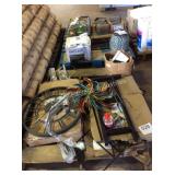 1 SKID STORE MERCHANDISE