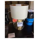 1 LOT DECORATIVE TABLE LAMP