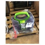 1 LOT BISSELL LITTLE GREEN PRO HEAT CLEANER