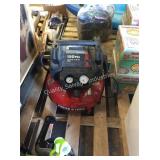 1 LOT PORTER CABLE 150PSI AIR COMPRESSOR