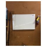 1 LOT WHITE BOARD
