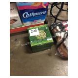 2 CTN ST PATRICKS DAY PARTY SUPPLIES