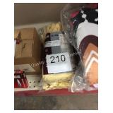 1 LOT 24PR SZ 9 RUBBER GLOVES