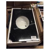 1 LOT VANITY TOP (BROKEN)