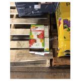 1 LOT STRAWBERRY FRUIT STRIPS EXP 05/20