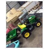 1 LOT JOHN DEERE 6V RIDE ON TRACTOR (CHARGER IN