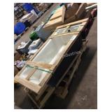 1 LOT KOHLER BATH TUB