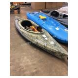 1 LOT SUN DOLPHIN EXCURSION 10 KAYAK